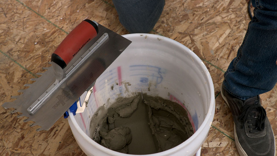 trowel resting on the magnetic Bucky Scrape